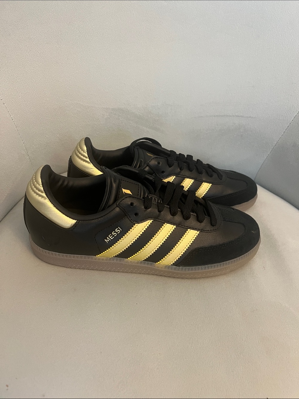 New! Never worn! Adidas Messi Gazelle-style Sneakers in Black and Metallic Gold